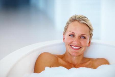 Should you replace or refinish your bathtub